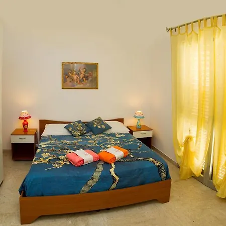 Bed and Breakfast Taormina Bay Lucia'S House Nizza di Sicilia Zimmer foto
