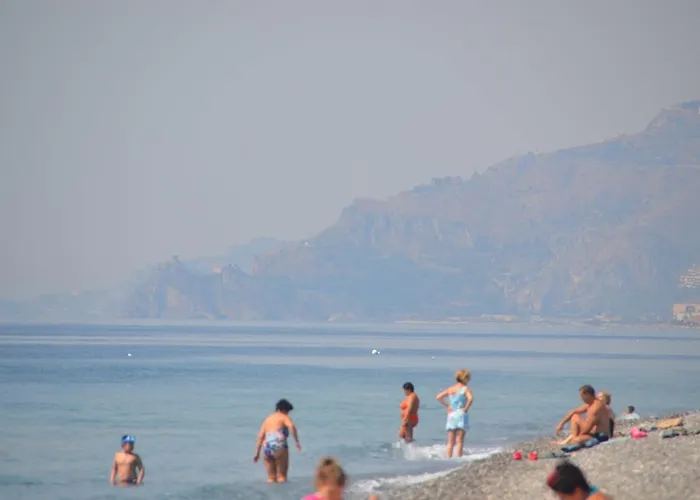 Taormina Bay Lucia\'S House